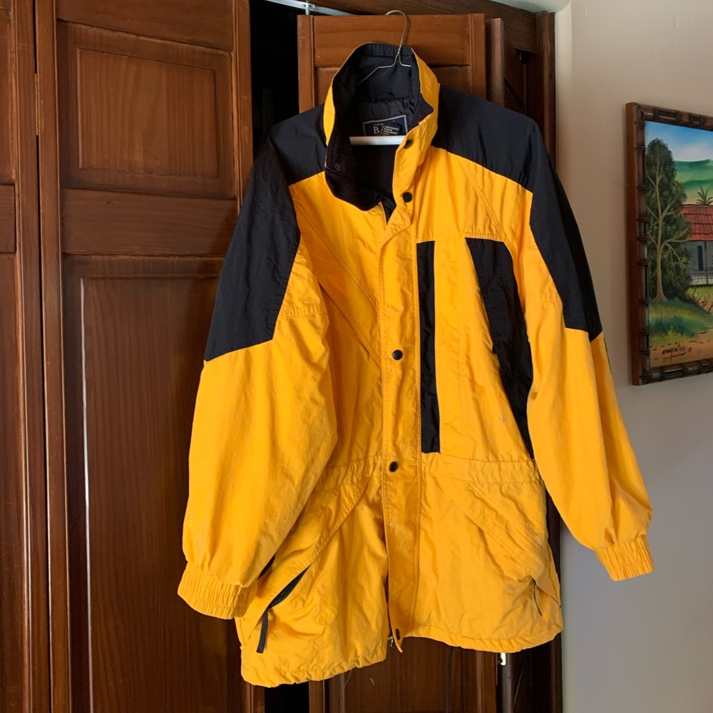 Yellow men’s utility jacket